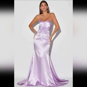 Lulu's strapless maxi dress gown in satin light purple lavender color